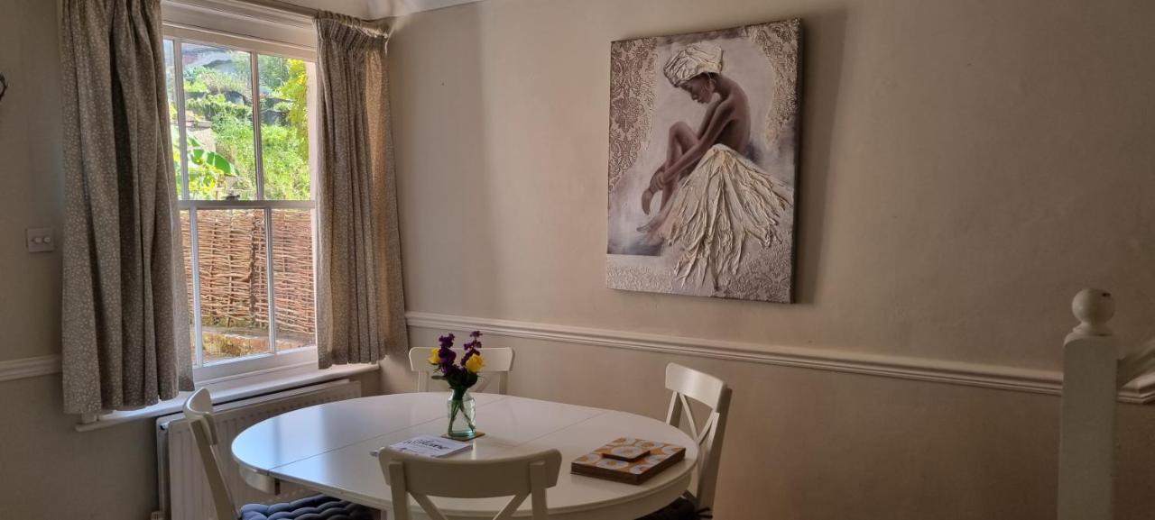 فيلا Millstream House وِنشيستير المظهر الخارجي الصورة